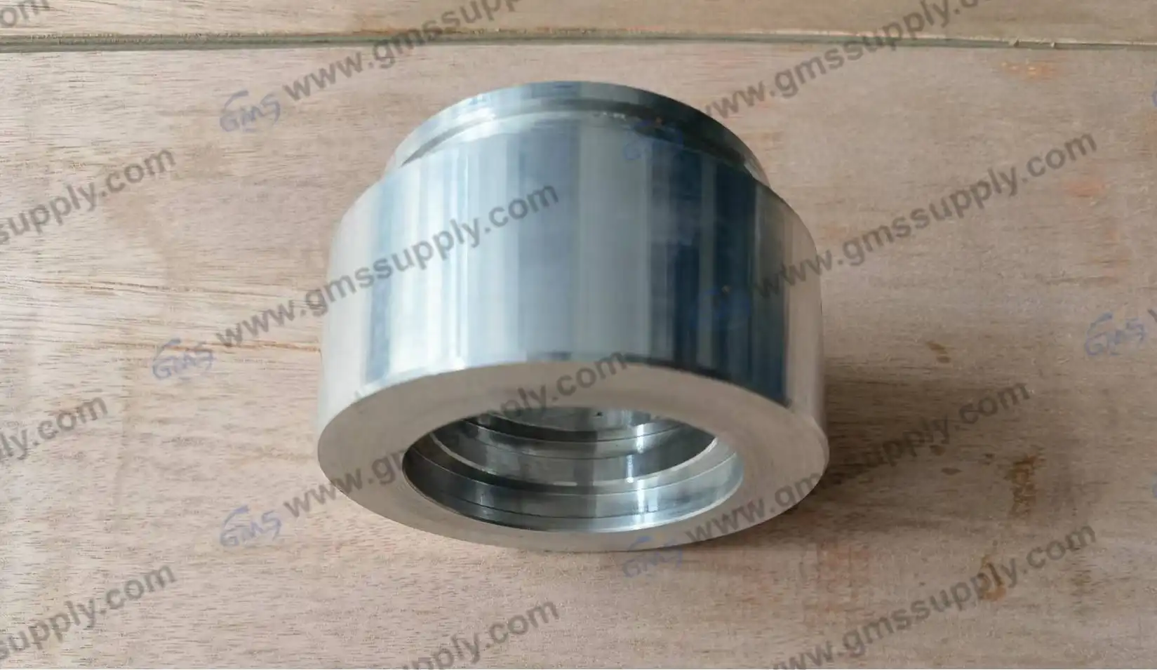 683-16-0 Gland, CBALANCE CYL